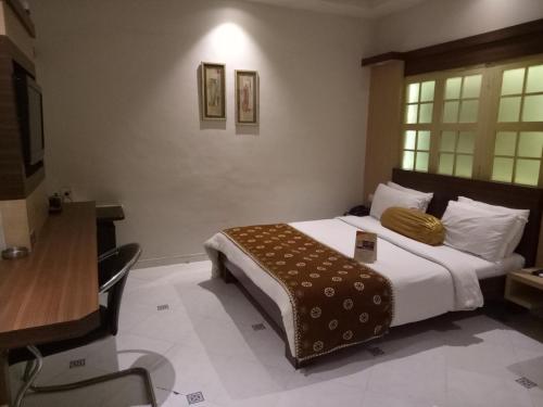 Ахмедабад: Prithvi Hotels