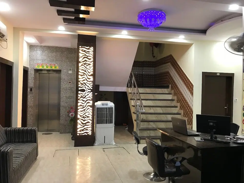Нью-Дели: Hotel Noble International