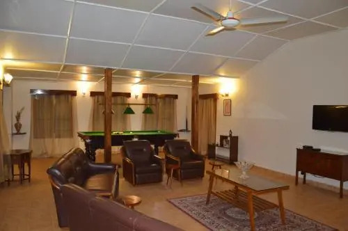 Джалпайгури: Nya Sylee Director's Bungalow