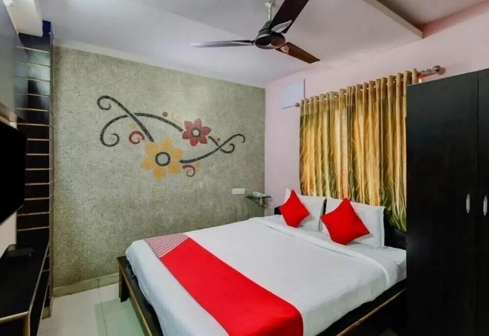 Хидерабад: Hotel Maruthi Residency Inn