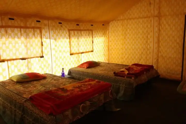 Наинитал: Hidden Valley Camp