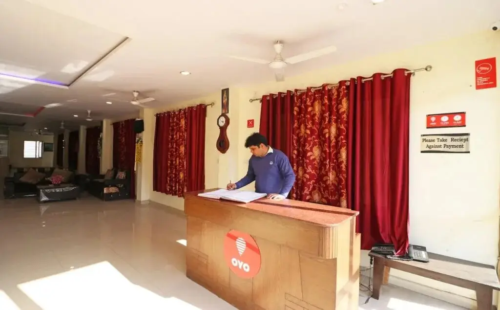 Матхура: OYO 11426 Hotel Jyoti Residency