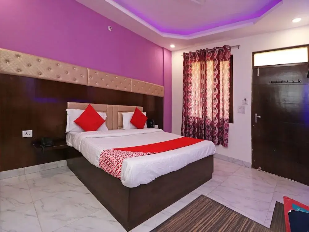 Матхура: OYO 11426 Hotel Jyoti Residency