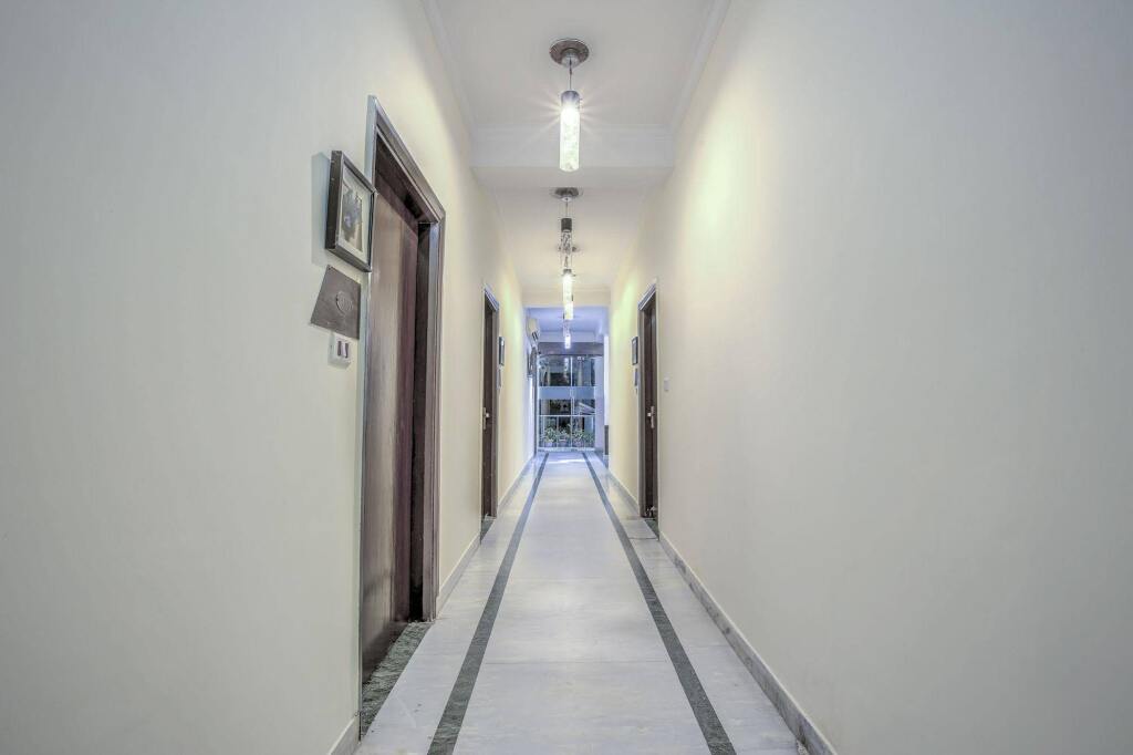 Гуруграм: Treebo Trip Casa Cyber DLF phase 3