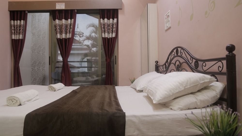 Лонавала: Hotel Aroma Retreat