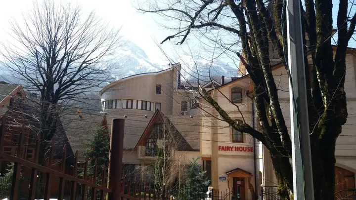 Эсто-Садок: Fairy House Apartments & SPA