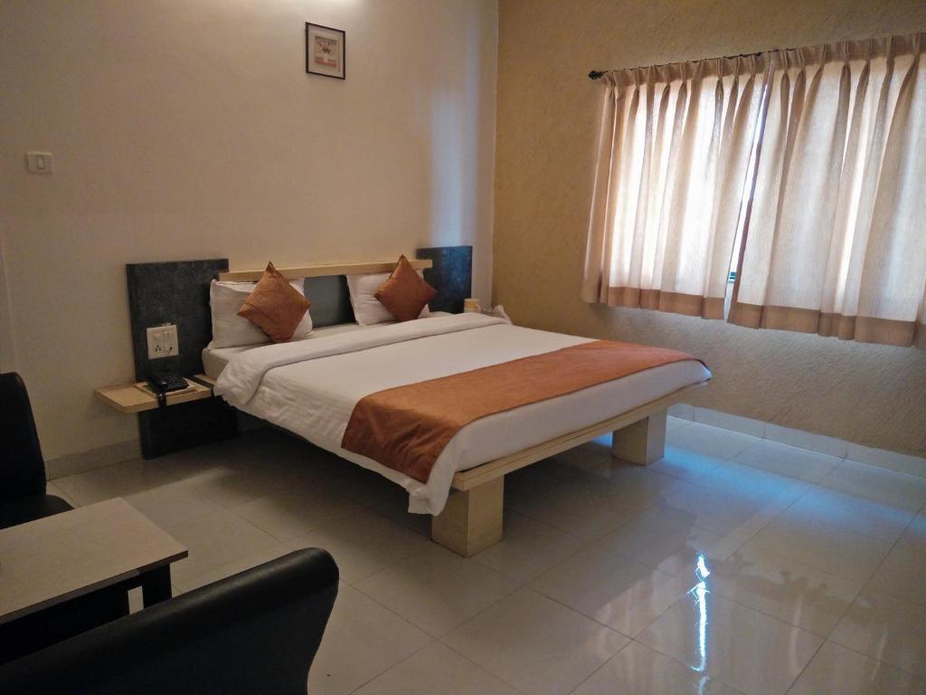 Hotel Cool Palace — фото 1