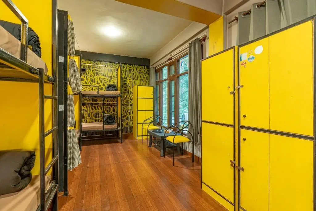 Касоль: The Hosteller Kasol