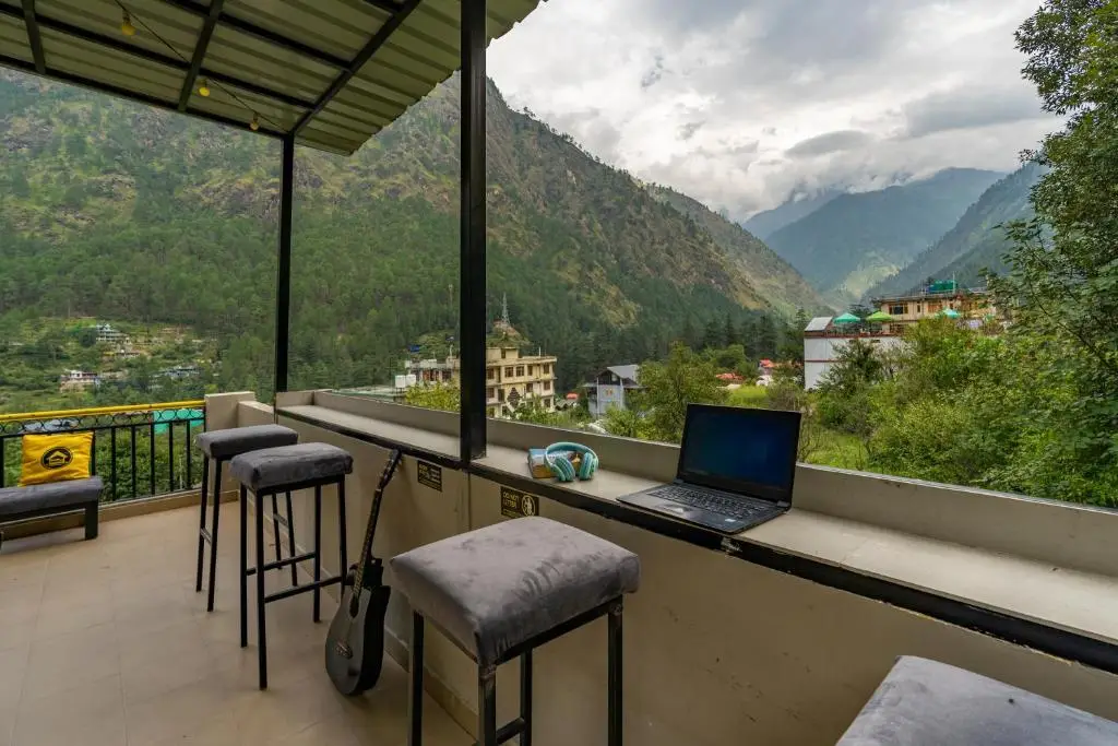 Касоль: The Hosteller Kasol