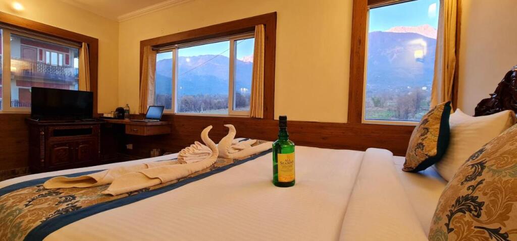 Кангра: Hotel Samdupling Himalayan Brothers