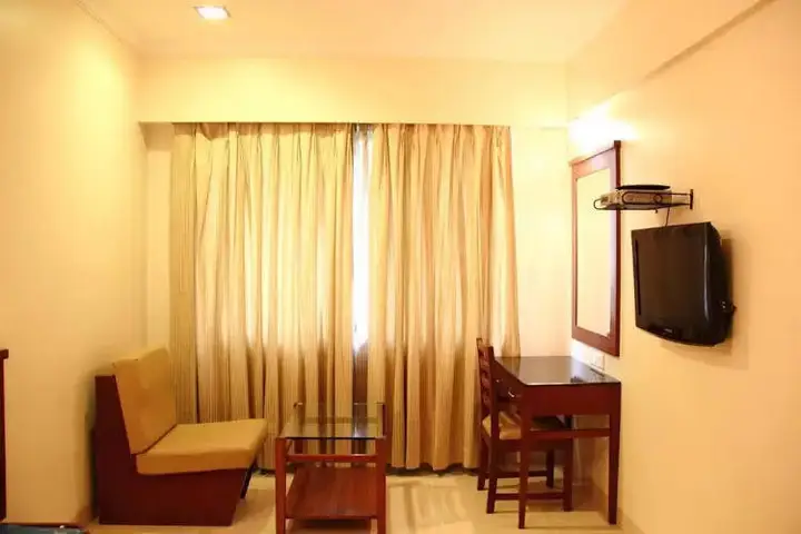 Пуна: STARiHOTELS Dhole Patil Road Pune