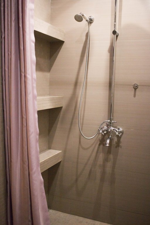 Москва: Metro Tsaritsino Apartments