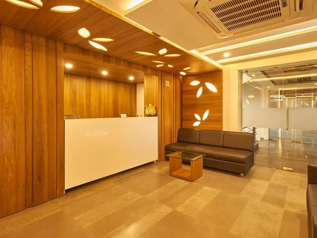 Гандхинагар: 7Wonders Hotel