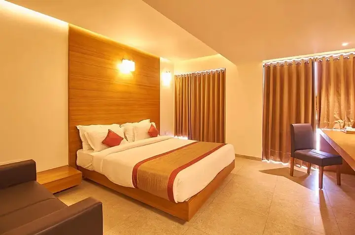 Гандхинагар: 7Wonders Hotel