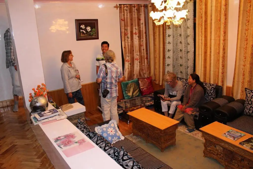 Лех: Raku Guest House