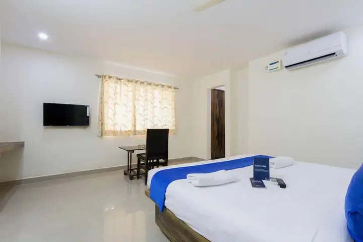 Секундерабад: FabHotel Lotus Hitech City