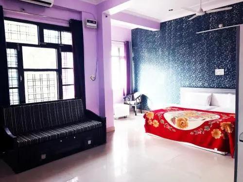 Ришикеш: Hotel Laxmanjhula Residency