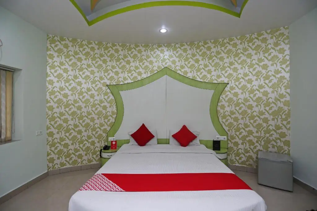 Колката: OYO 3276 Hotel Rockstar Suites