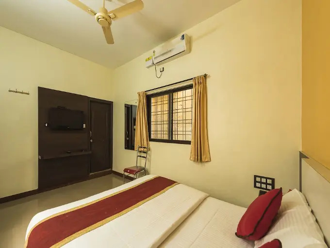 Шиккамагалуру: OYO 9918 Sri Venkatesha Residency