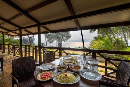 Йесейд: SaffronStays Little Paradise