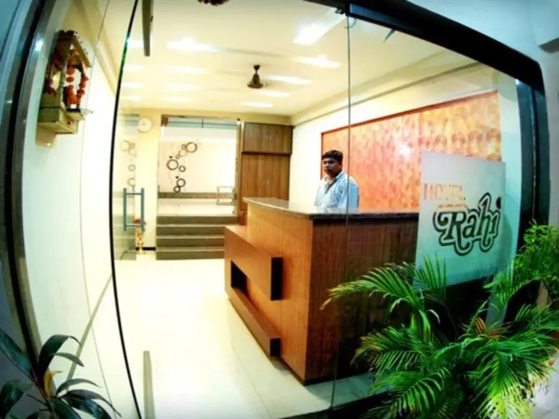 Вадодара: Hotel Rahi