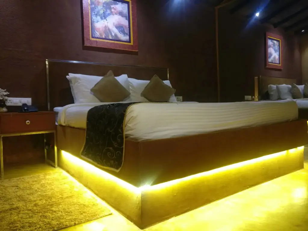 Верем: The Camelot Beach Resort