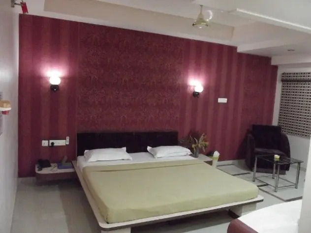 Нагпур: Vora Corporate Inn