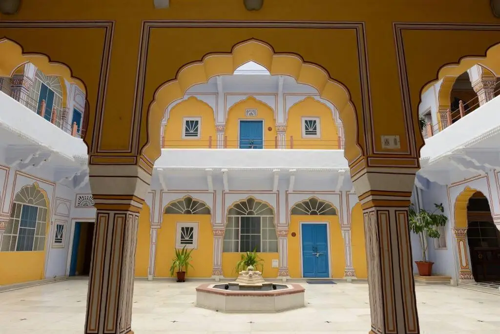Джайпур: Diggi Palace Jaipur - A City Center Hidden Heritage Gem