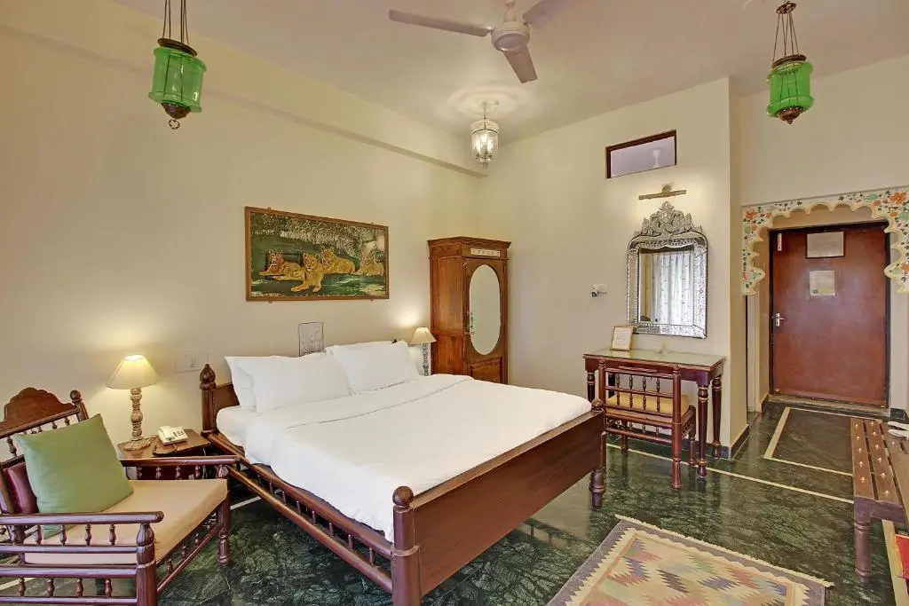 Удаипур: Lake Pichola Hotel
