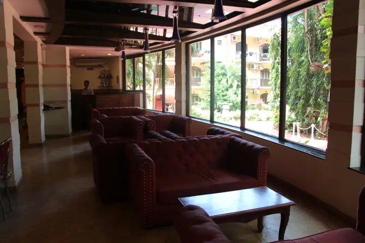 Бага: Nazri Resort