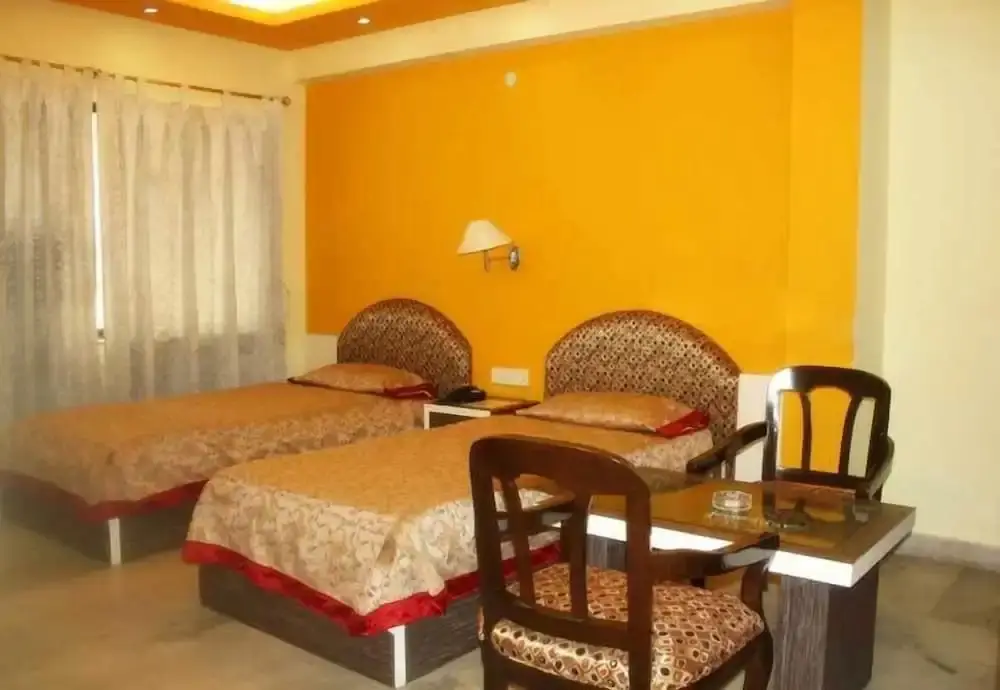 Колката: Pallavi International Hotel