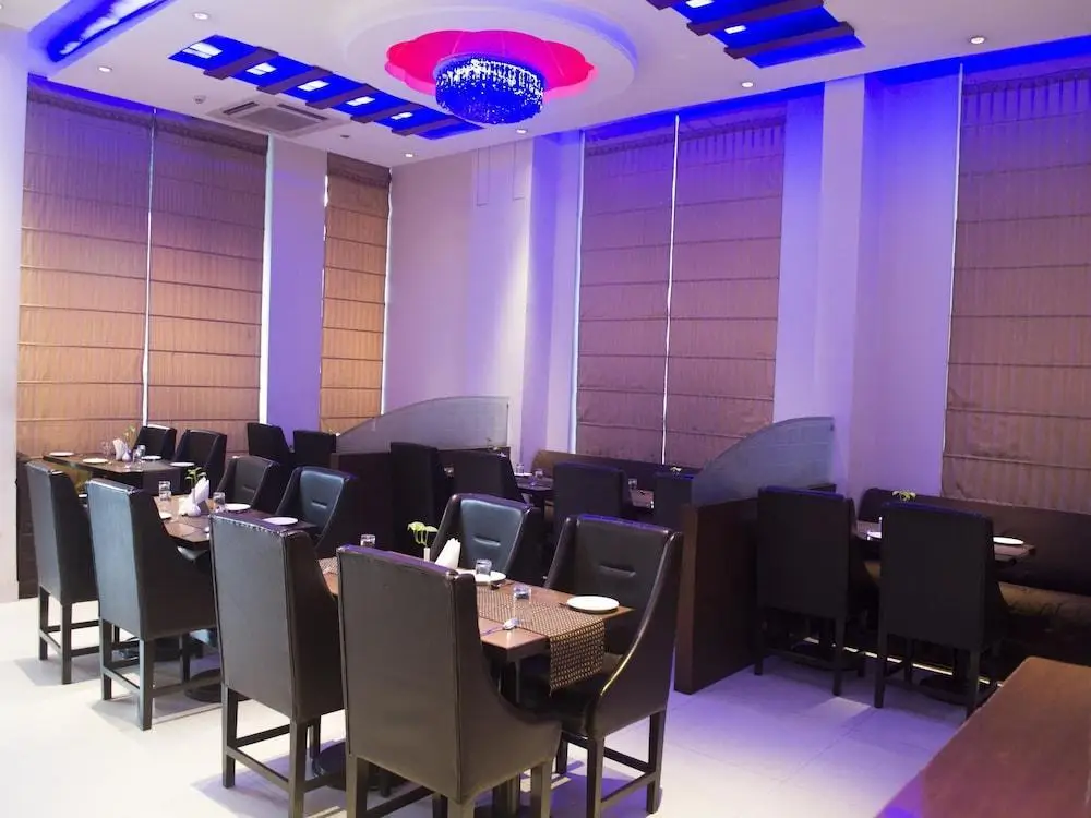 Варанаси: OYO 492 Hotel Janhvi International