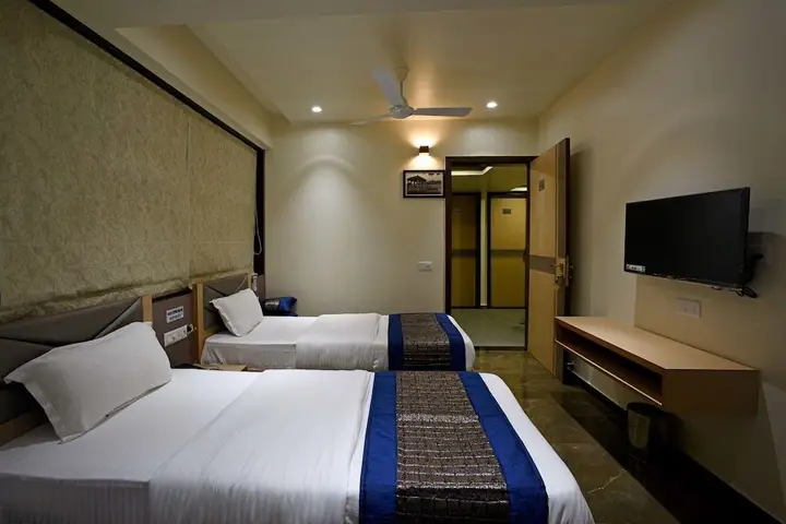 Гандхинагар: Hotel Middle Town