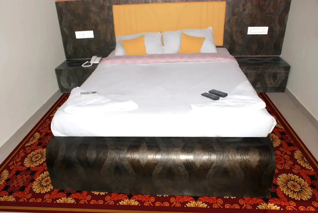 Мумбаи: Hotel Adore Inn