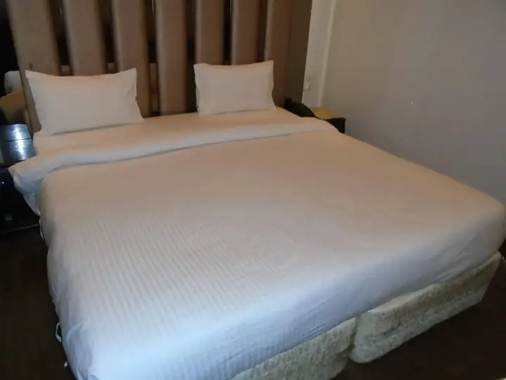 Нью-Дели: Hotel Gold Souk