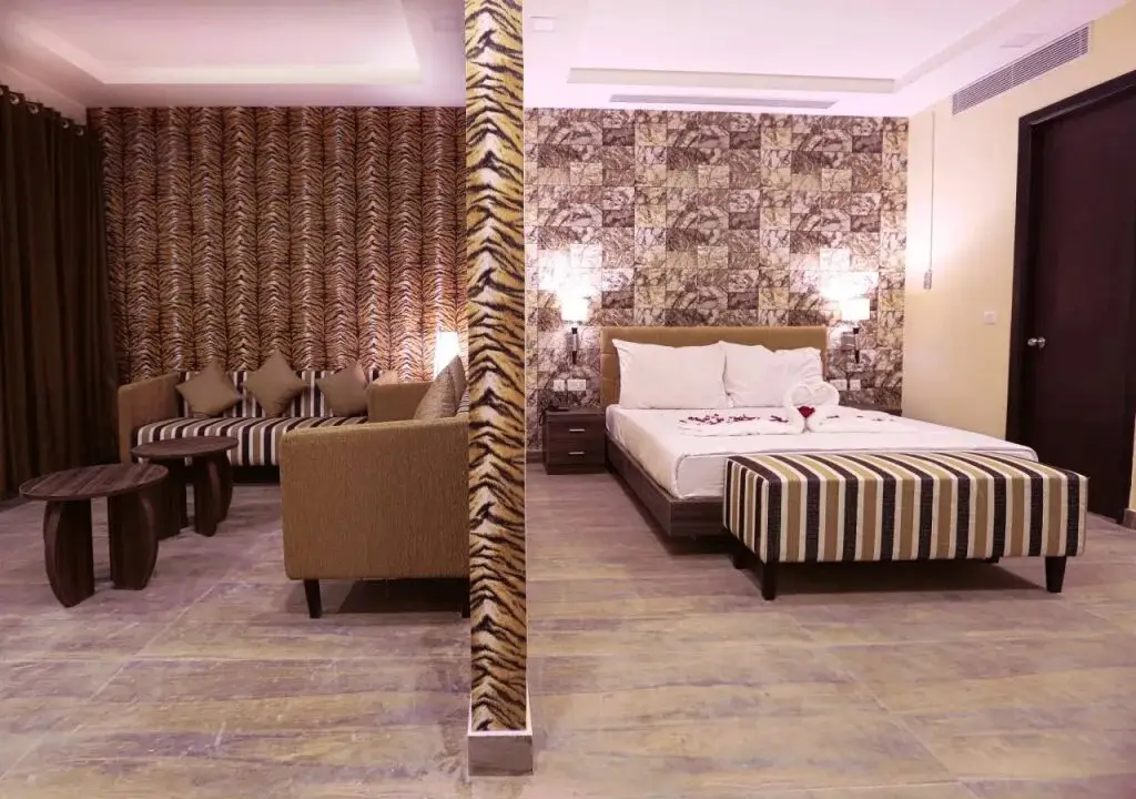 Наинитал: Safari Park Resort