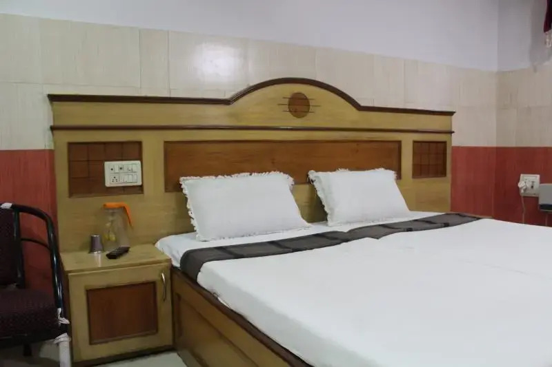 Тирумайам: Sri Lakshme Lodge