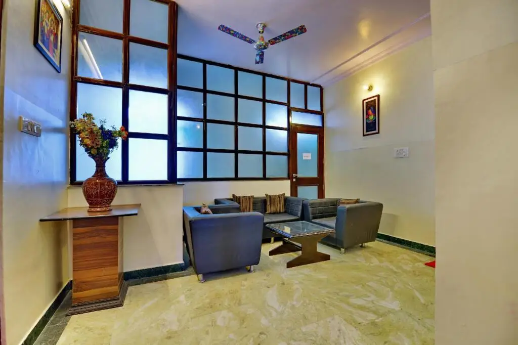 Джайпур: OYO 352 Hotel DRS 8586 Haveli