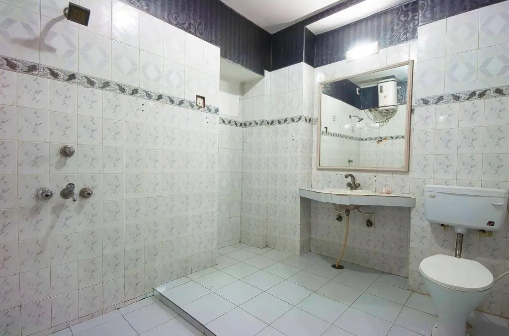 Амритсар: Hotel Basera