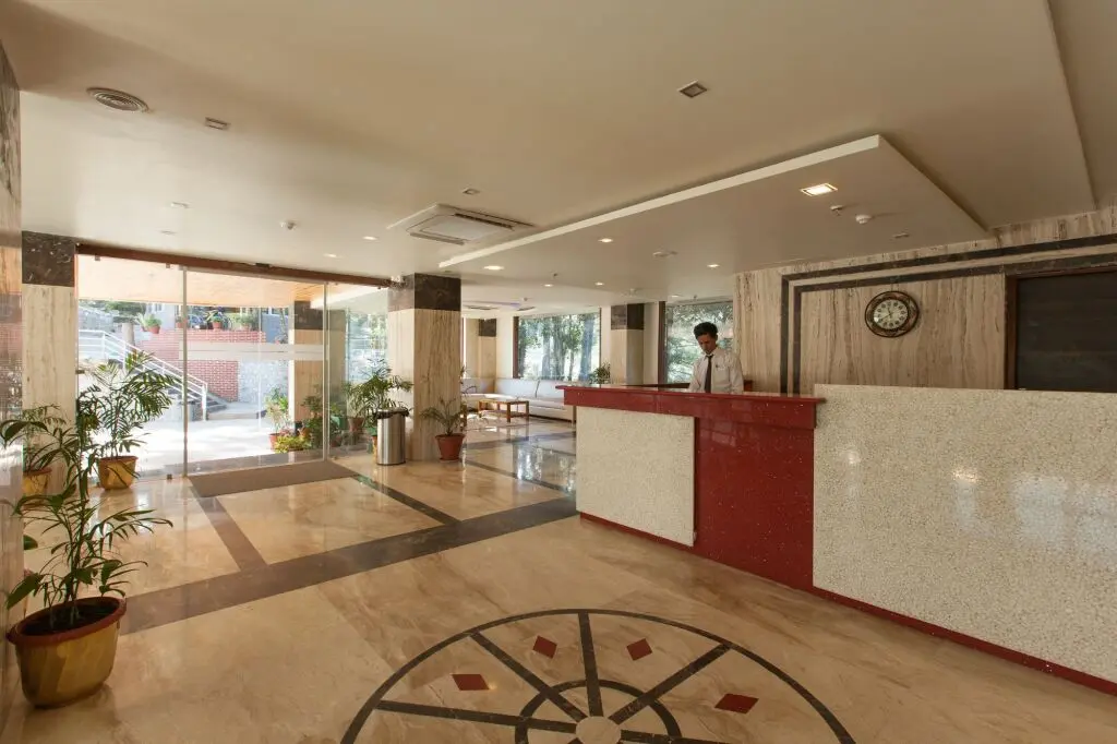 Наинитал: Sea Hawk Hill Resort - A Luxury Boutique Resort