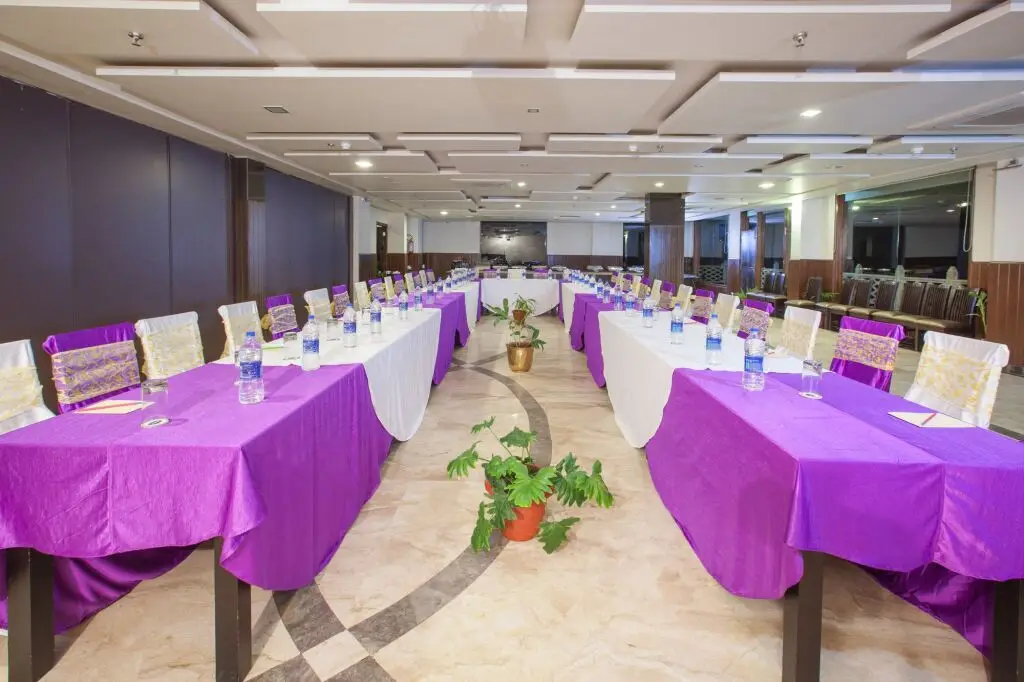 Наинитал: Sea Hawk Hill Resort - A Luxury Boutique Resort