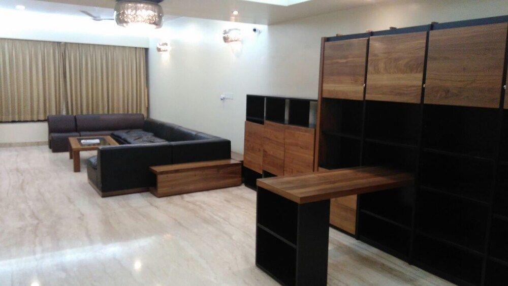 Пуна: Kalpatharuvu-KNY Service Apartment
