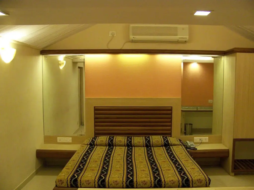 Мумбаи: Hotel Beach Garden
