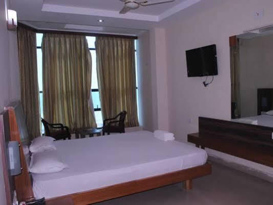 Hotel Puri Beach Resort Pvt Ltd — фото 1