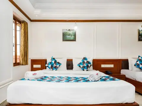 Hotel Galaxy — фото 1