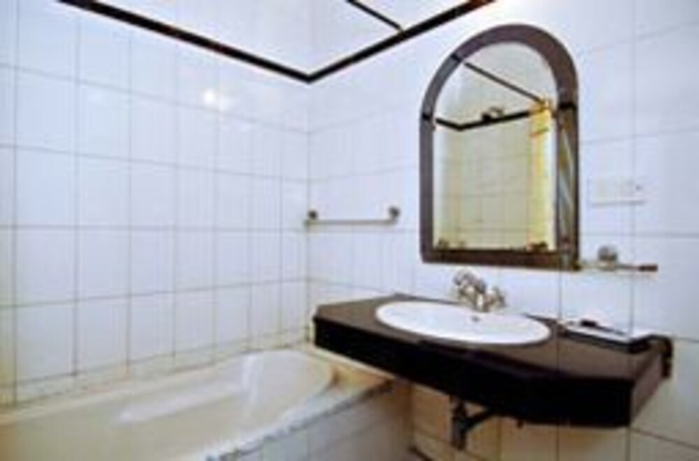 Нью-Дели: Hotel Megha Sheraton