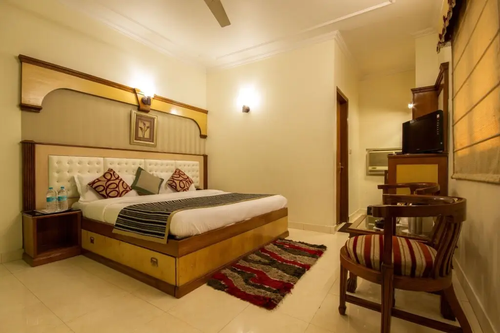 Нью-Дели: Hotel C Park Inn