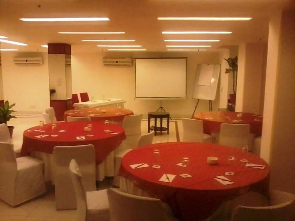 Clarks Inn Kailash Colony — фото 1