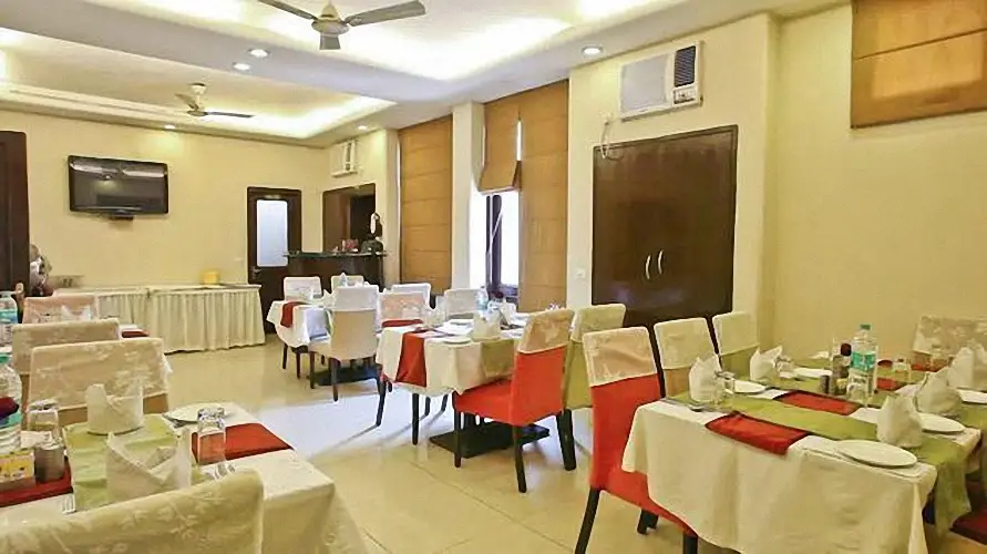 Нью-Дели: Clarks Inn Kailash Colony
