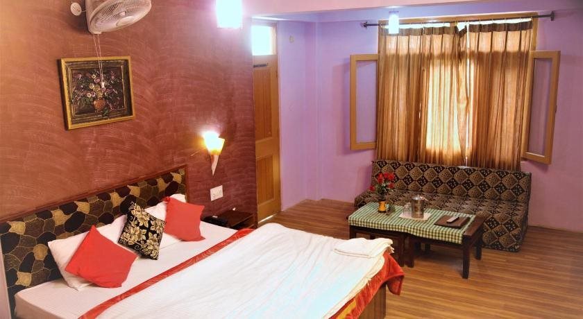 Манали: Hotel Chetna & Cottages